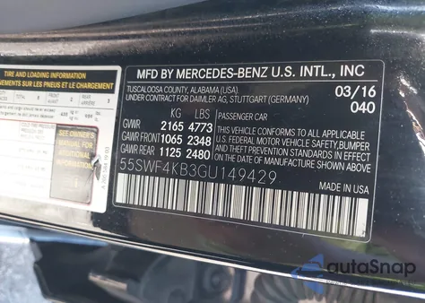 2016 Mercedes-Benz C 300 4Matic/Luxury 4Matic/Sport 4Matic z USA, uszkodzony, nr VIN 55SWF4KB3GU149429